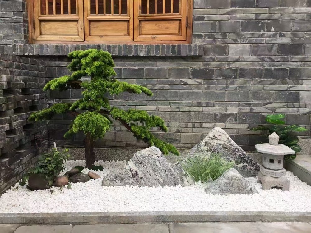 白色鹅卵石造景实图